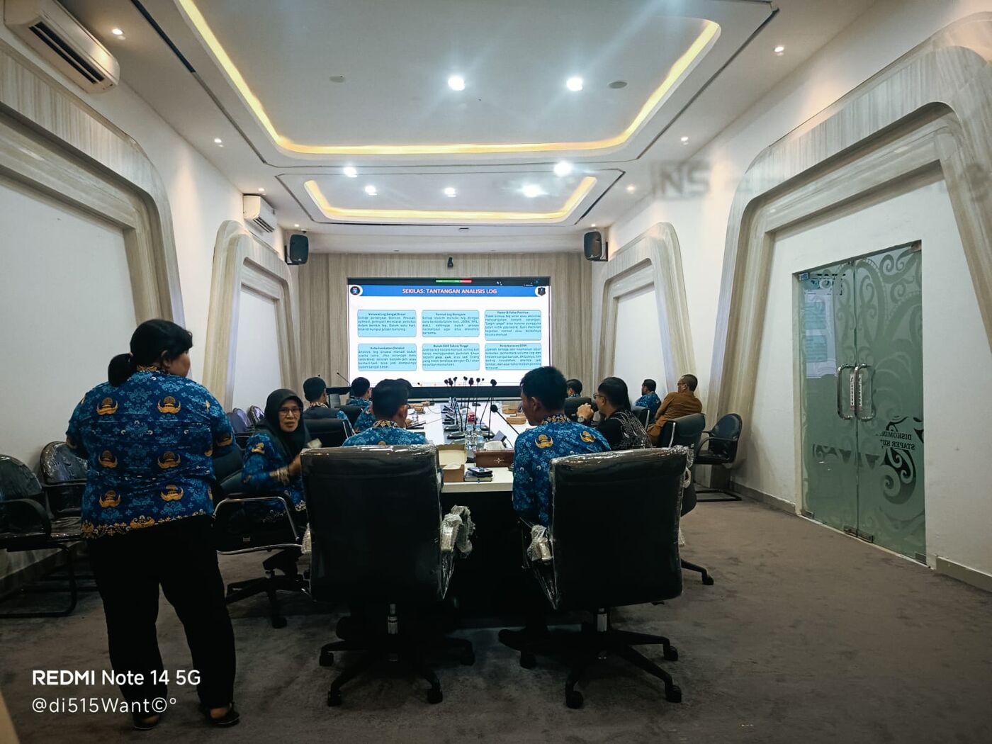 Diskusi peserta pada kegiatan sosialisasi tanggap insiden siber